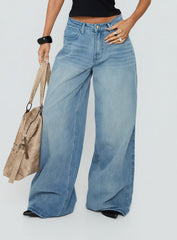 Naylor Mid Rise Wide Leg Jeans Light Blue Wash